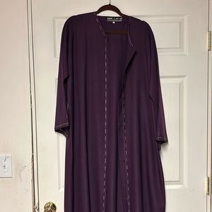 Deep purple Abaya - snap closee